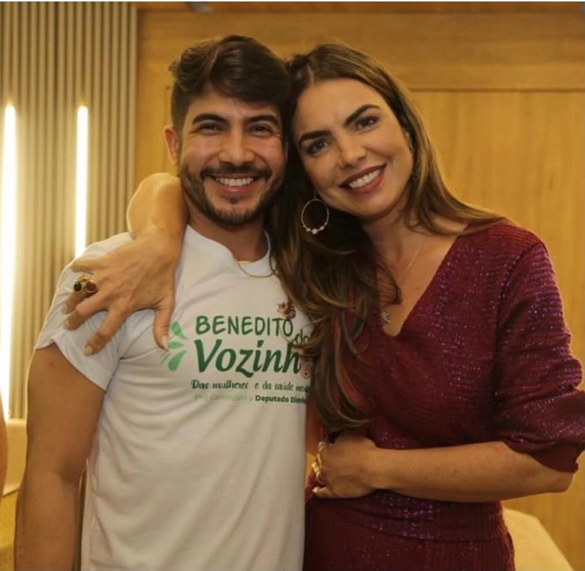 Benedito da Vozinha ao lado de Paula Belmonte